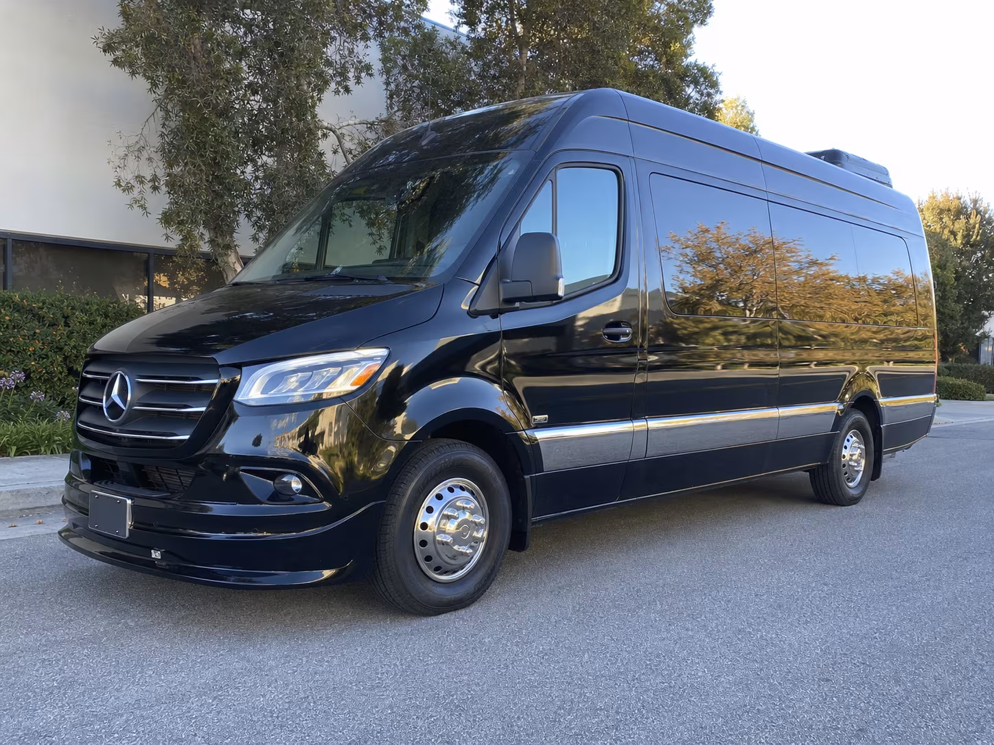 Boston Airport Shuttles & Transportation