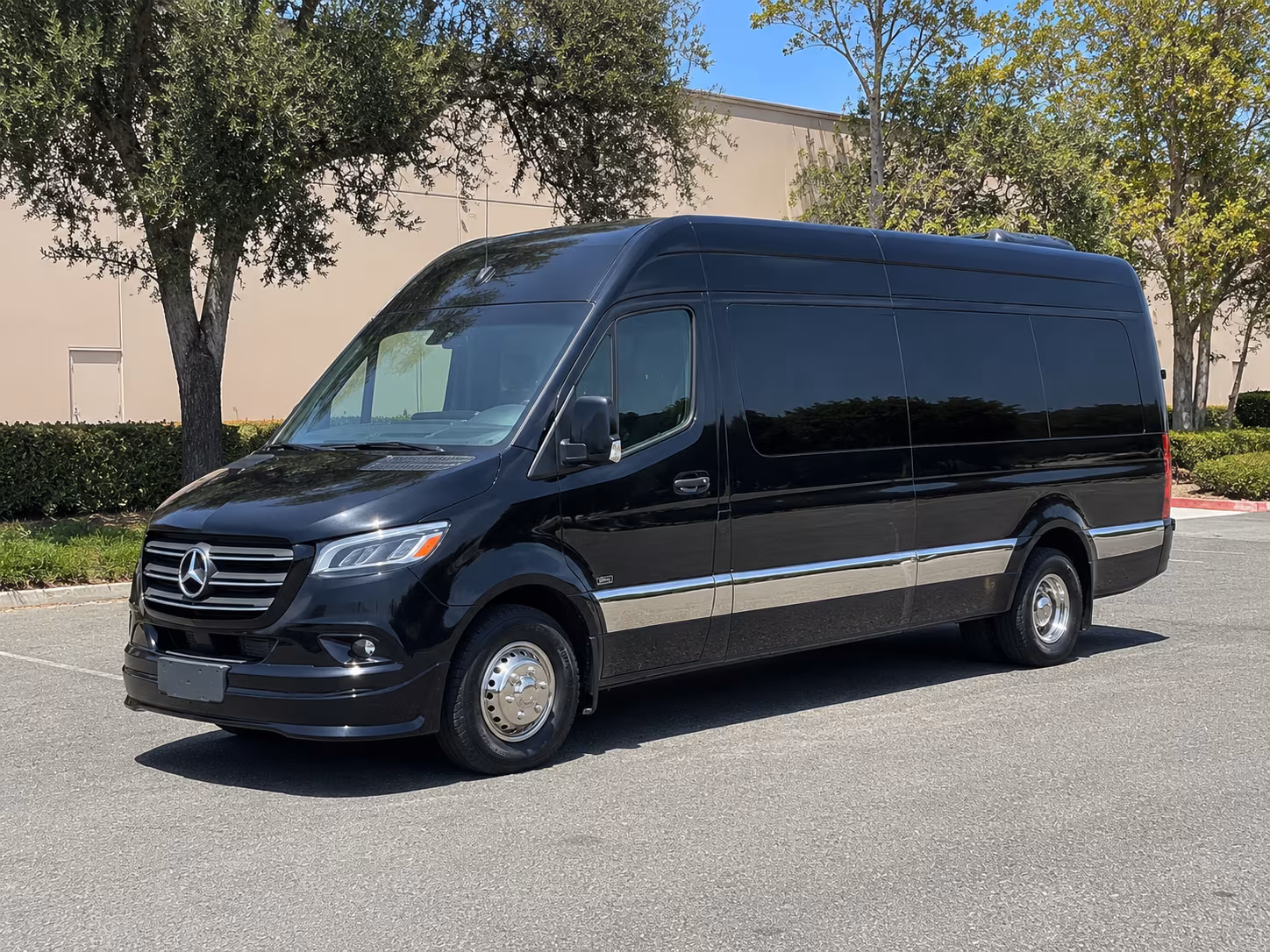 Cambridge Wedding Transportation & Shuttle Service