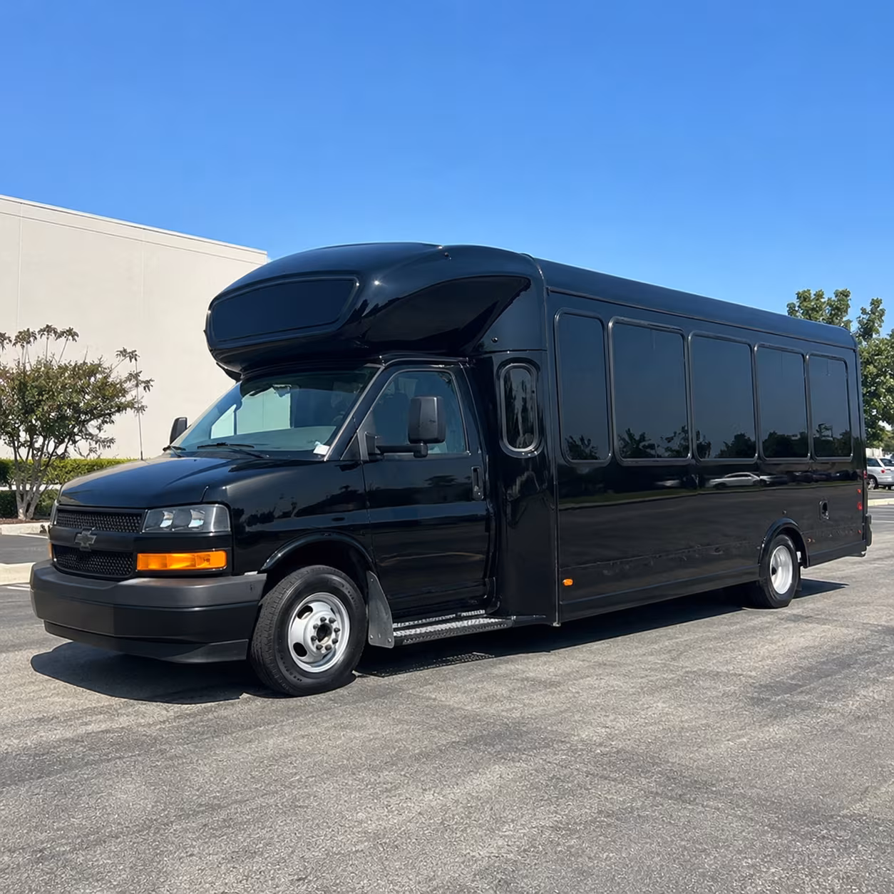 Newton Homecoming & Prom Party Bus Rentals